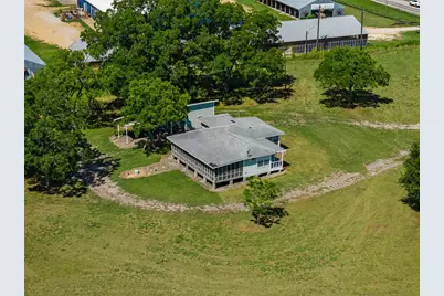 1619 Tx-237, Round Top, TX 78954 - Photo 15