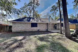 2239 Middle Creek Dr, Houston, TX 77339 - Photo 15