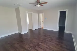 11926 Prior Park Dr, Houston, TX 77047 - Photo 17