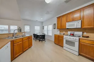 9610 Beckwood Post Dr, Houston, TX 77095 - Photo 13