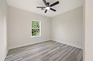 9807 Bamboo Rd, Houston, TX 77041 - Photo 15