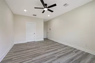 9807 Bamboo Rd, Houston, TX 77041 - Photo 11