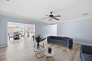 7315 Starbridge Dr, Houston, TX 77095 - Photo 15