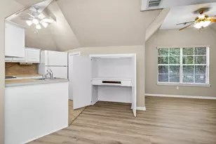 8516 Crown Lake Ct, Montgomery, TX 77316 - Photo 37