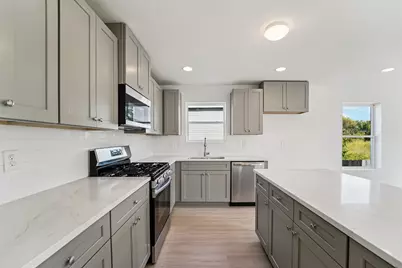 2206 Abernathy Street, Houston, TX 77026 - Photo 9