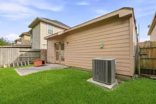 11020 Panther Ct, Houston, TX 77099 - Photo 25
