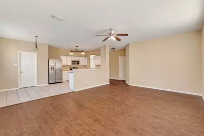 914 Chapwood Court, Spring, TX 77373 - Photo 5