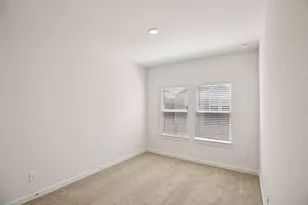 10018 Rustic Charm St, Houston, TX 77080 - Photo 25