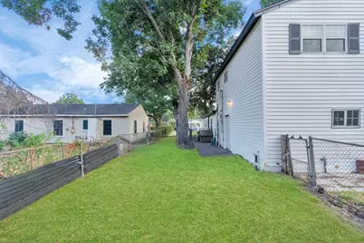 619 E Park Street, Sugar Land, TX 77498 - Photo 27