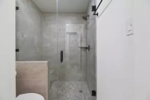 711 Glen Haven Dr, Conroe, TX 77385 - Photo 9