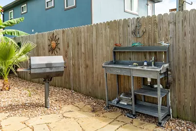 4402 Zelsky Road, Freeport, TX 77541 - Photo 33