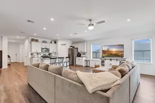 1012 Llano Trl, Dayton, TX 77535 - Photo 15