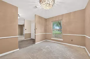 1 Shantilly Ln, Bay City, TX 77414 - Photo 5