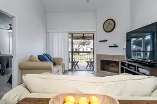 203 Lakeview Terrace, Montgomery, TX 77356 - Photo 5
