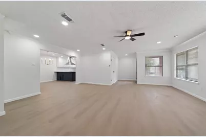 6 Quailwood Drive, Baytown, TX 77521 - Photo 13