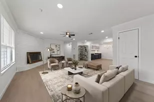 6 Quailwood Dr, Baytown, TX 77521 - Photo 9