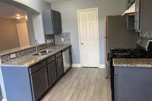 7903 Dairy View Ln, Houston, TX 77072 - Photo 9