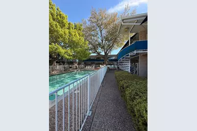 3271 Sul Ross #12, Houston, TX 77098 - Photo 9