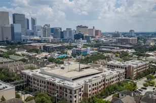 306 McGowen St, Houston, TX 77006 - Photo 21