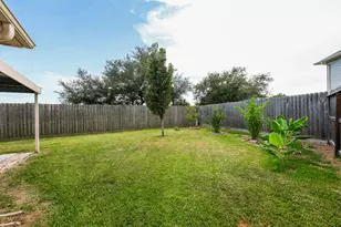 5233 Ridgecrest Dr, La Porte, TX 77571 - Photo 3