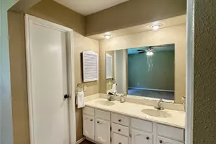 2103 Steamboat Run, Sugar Land, TX 77478 - Photo 11