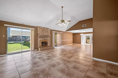 11415 Chariot Drive, Stafford, TX 77477 - Photo 5