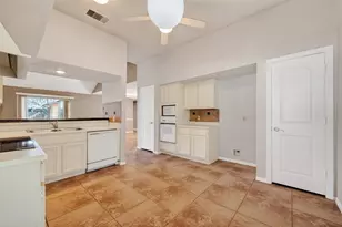 11415 Chariot Dr, Stafford, TX 77477 - Photo 11