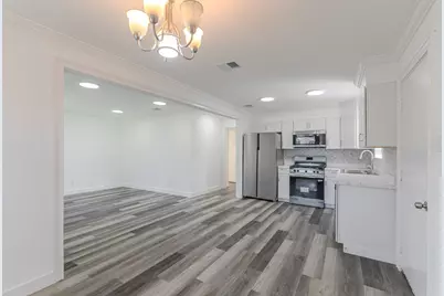 10126 Pine Moss Drive, Houston, TX 77040 - Photo 19