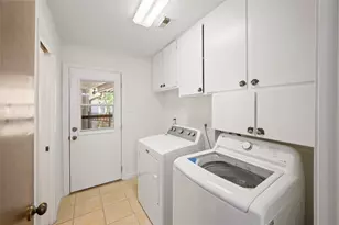 1906 Spillers Ln, Houston, TX 77043 - Photo 27