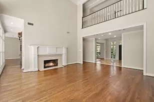 83 S Longspur Dr, The Woodlands, TX 77380 - Photo 9