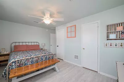510 Oyster Street, Surfside Beach, TX 77541 - Photo 9