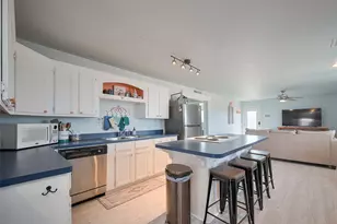 510 Oyster St, Surfside Beach, TX 77541 - Photo 5