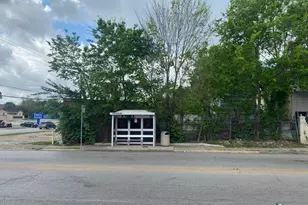 204 S 75th St, Houston, TX 77011 - Photo 13