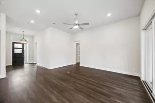 133 Dandelion Wy, Montgomery, TX 77316 - Photo 9