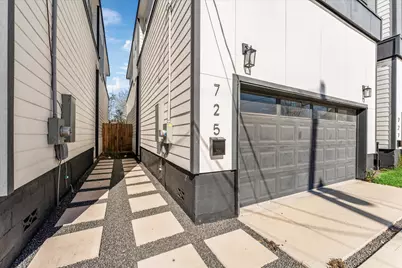 727 E 37th Street, Houston, TX 77022 - Photo 5