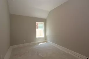 411 Flat Rock Trl, Conroe, TX 77304 - Photo 9