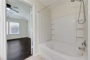 2131 Pickwick Pines Dr, Humble, TX 77396 - Photo 35