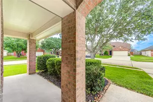 2131 Pickwick Pines Dr, Humble, TX 77396 - Photo 3