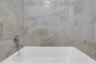 13915 Old Village Ln, Sugar Land, TX 77498 - Photo 17