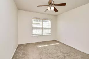 12818 Schiller Park Ln, Houston, TX 77014 - Photo 21