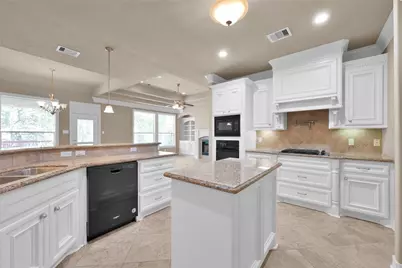 19841 S Plantation Estates Drive, Porter, TX 77365 - Photo 9