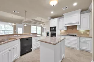 19841 S Plantation Estates Dr, Porter, TX 77365 - Photo 9