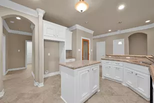 19841 S Plantation Estates Dr, Porter, TX 77365 - Photo 11