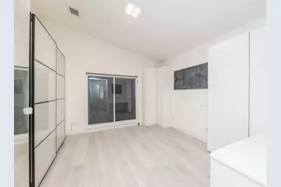 2714 Chenevert Street, Houston, TX 77004 - Photo 27