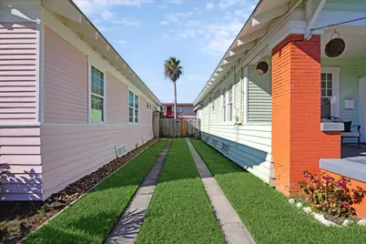 2411 37th Street, Galveston, TX 77550 - Photo 19