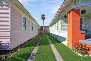 2411 37th St, Galveston, TX 77550 - Photo 19