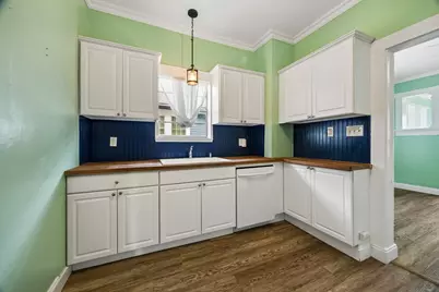2411 37th Street, Galveston, TX 77550 - Photo 9