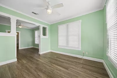 2411 37th Street, Galveston, TX 77550 - Photo 5