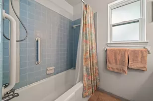 8507 Langdon Ln, Houston, TX 77036 - Photo 35