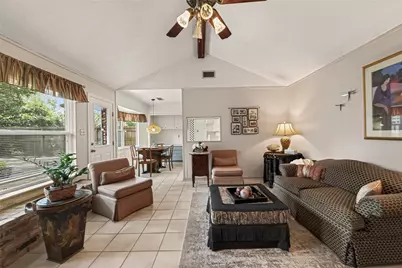 8507 Langdon Lane, Houston, TX 77036 - Photo 15